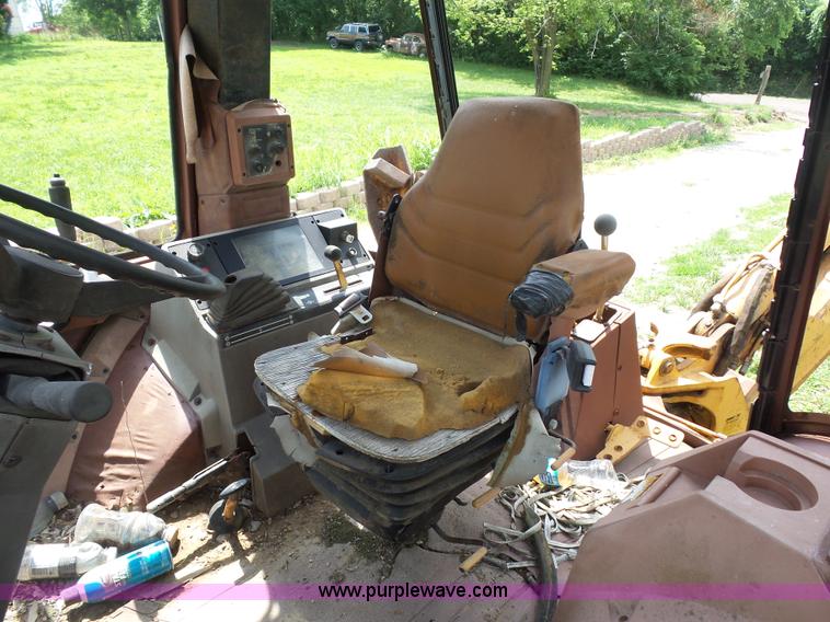 image for item AV9917 1990 Case 580K backhoe