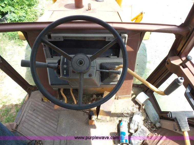 image for item AV9917 1990 Case 580K backhoe