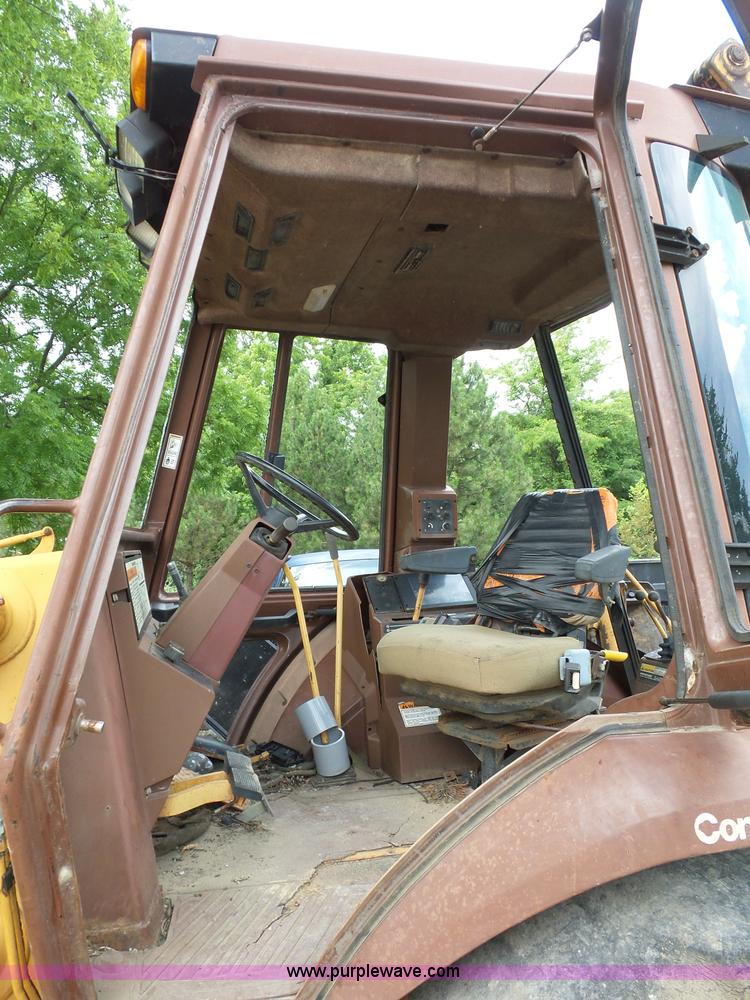 image for item AV9932 Case 580 Super K backhoe