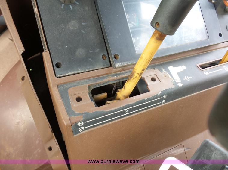 image for item AV9932 Case 580 Super K backhoe