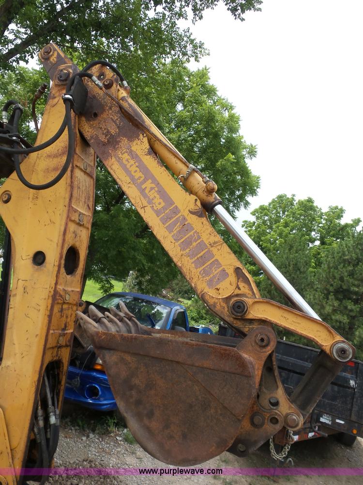 image for item AV9932 Case 580 Super K backhoe