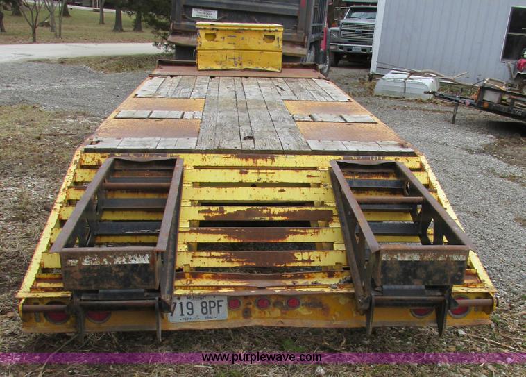 image for item AW9778 1993 Trail King TK40LP trailer