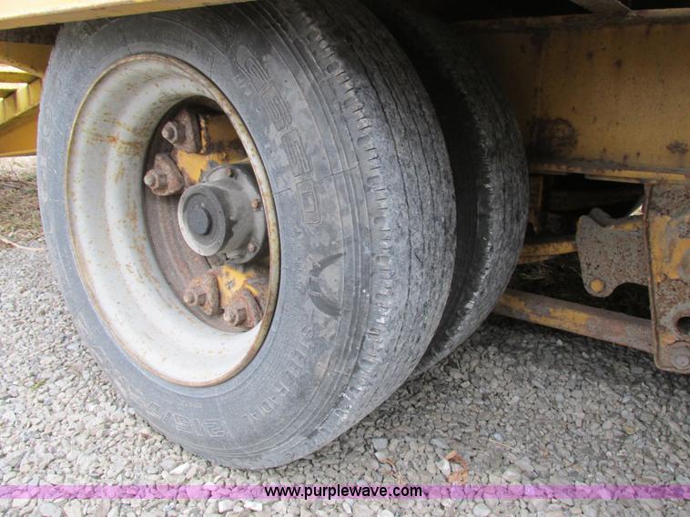 image for item AW9778 1993 Trail King TK40LP trailer