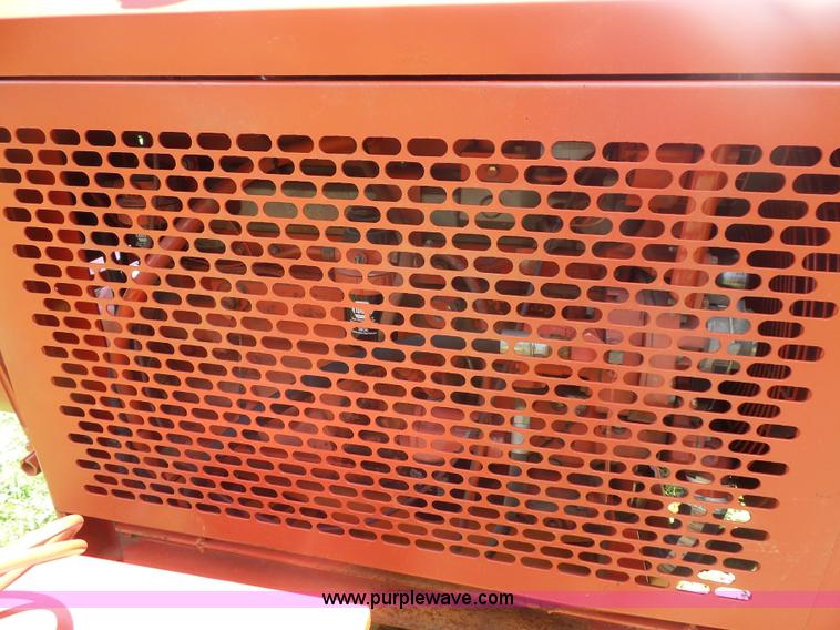 image for item BS9832 2001 Mobark Hurricane 2400XL brush chipper