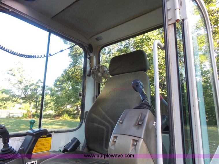 image for item BS9838 2002 Takeuchi TB145 compact excavator