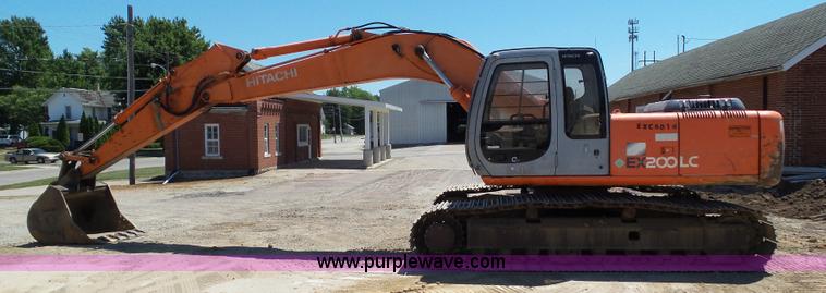 image for item BZ9761 1998 Hitachi EX200LC-5 excavator