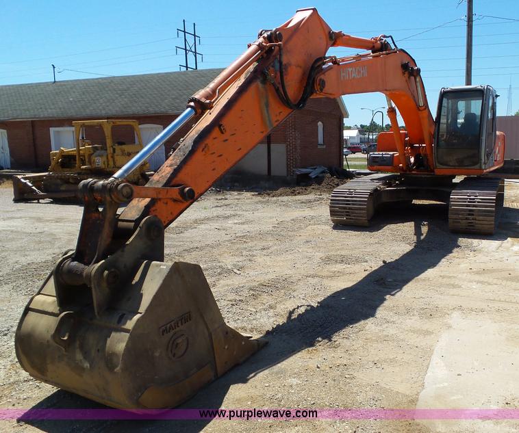 image for item BZ9761 1998 Hitachi EX200LC-5 excavator