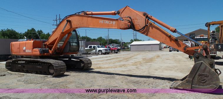 image for item BZ9761 1998 Hitachi EX200LC-5 excavator