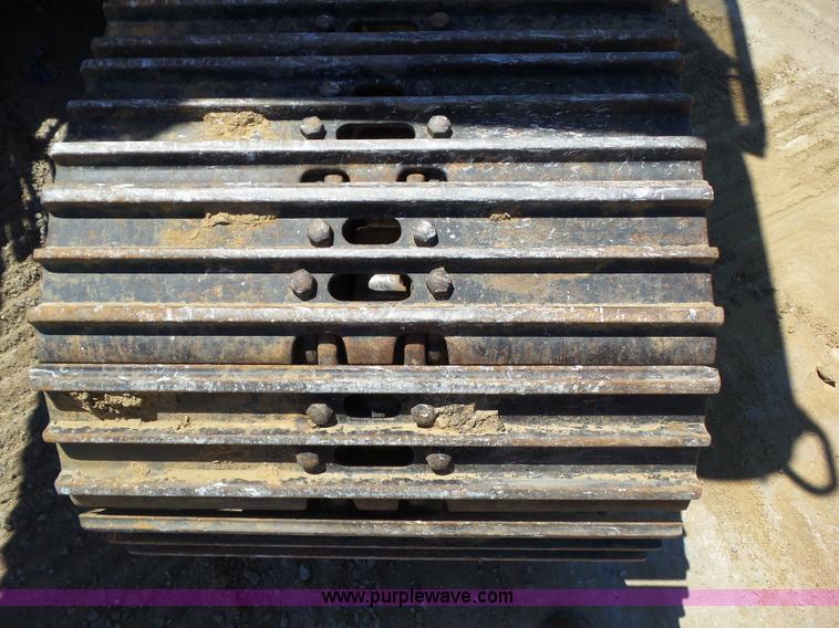 image for item BZ9761 1998 Hitachi EX200LC-5 excavator