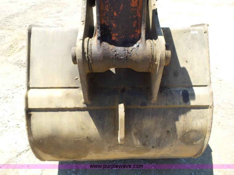 image for item BZ9761 1998 Hitachi EX200LC-5 excavator