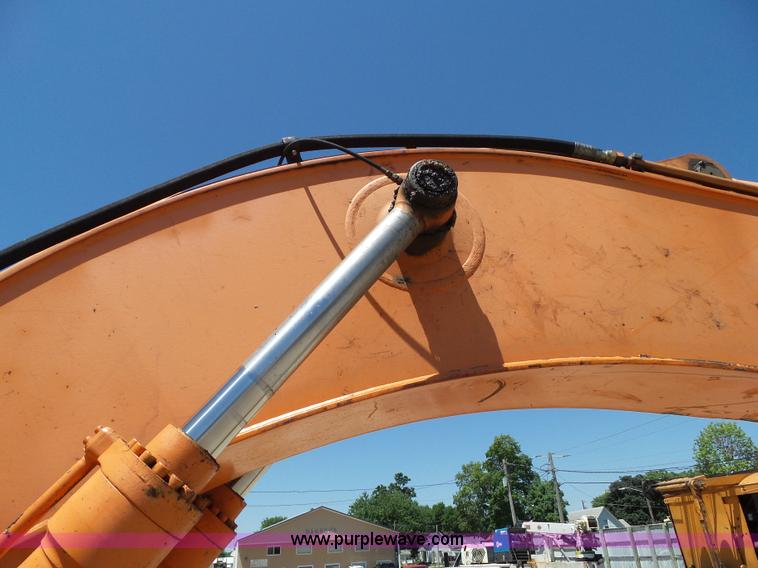 image for item BZ9761 1998 Hitachi EX200LC-5 excavator