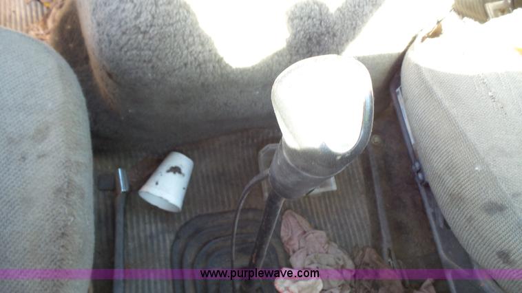 image for item E7438 1990 Ford LNT9000