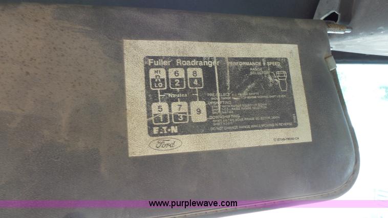 image for item E7438 1990 Ford LNT9000