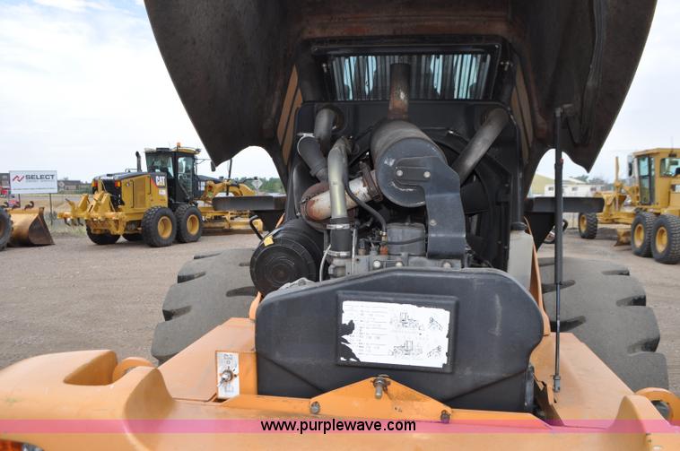 image for item G7407 2004 Case 621D wheel loader