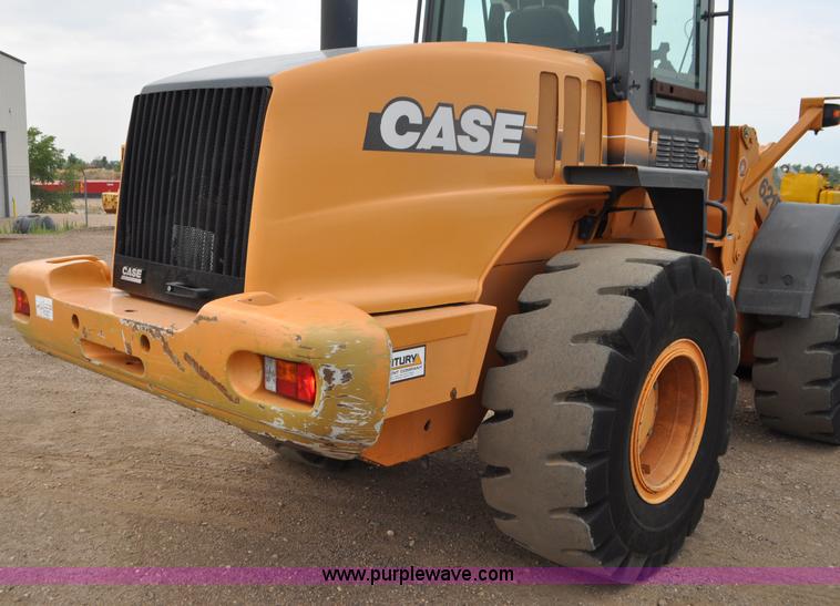 image for item G7407 2004 Case 621D wheel loader