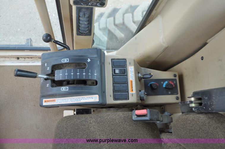 image for item G7408 1996 Caterpillar 140H motor grader