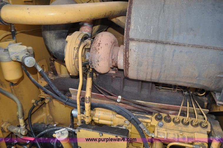 image for item G7408 1996 Caterpillar 140H motor grader