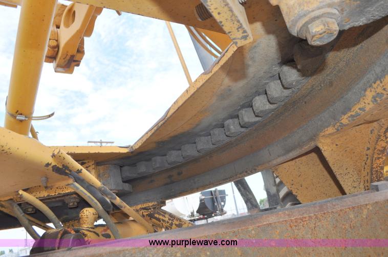 image for item G7408 1996 Caterpillar 140H motor grader