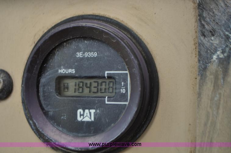 image for item G7408 1996 Caterpillar 140H motor grader