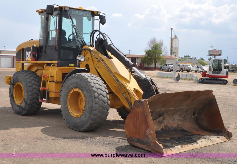 image for item G7410 2005 Caterpillar 930G integrated tool carrier