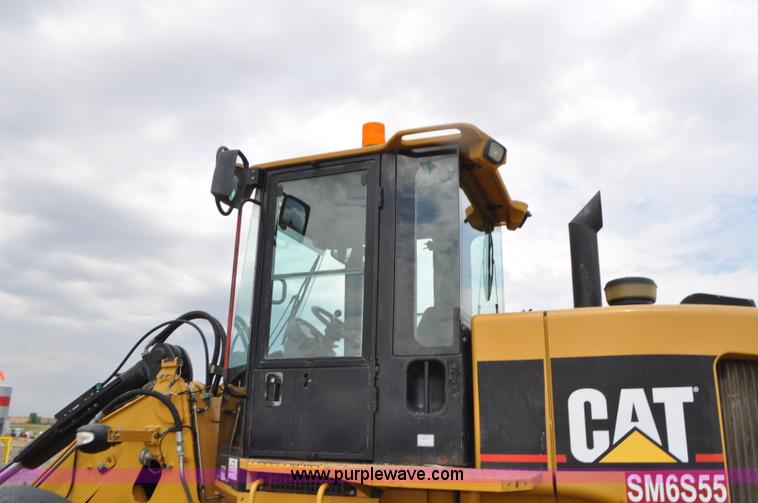 image for item G7410 2005 Caterpillar 930G integrated tool carrier