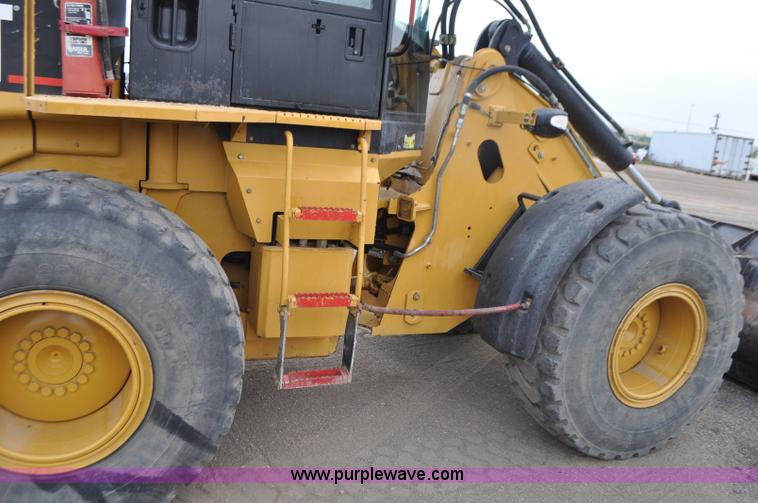 image for item G7410 2005 Caterpillar 930G integrated tool carrier