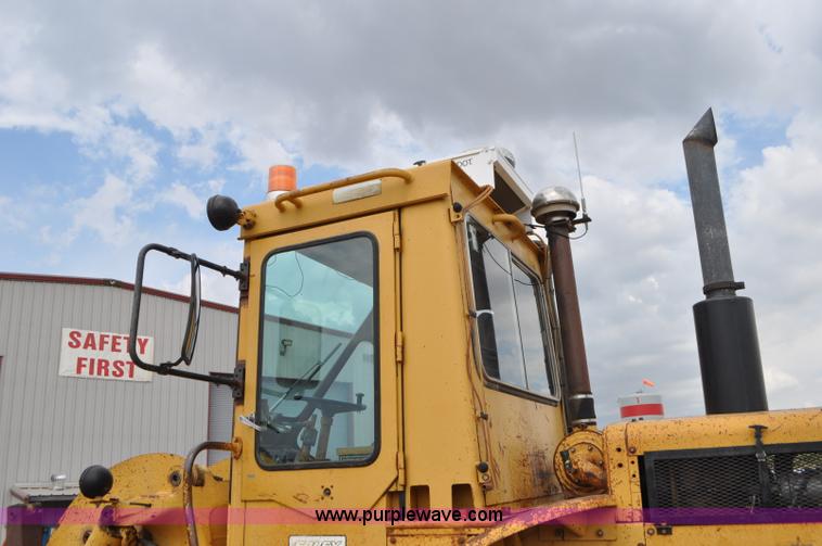 image for item G7411 1980 Caterpillar 950 wheel loader