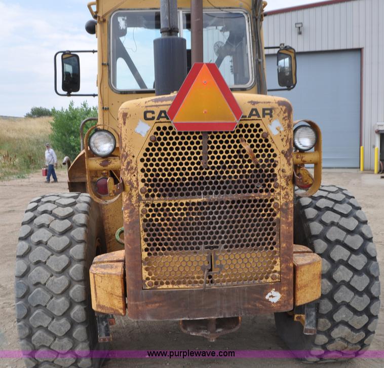 image for item G7411 1980 Caterpillar 950 wheel loader
