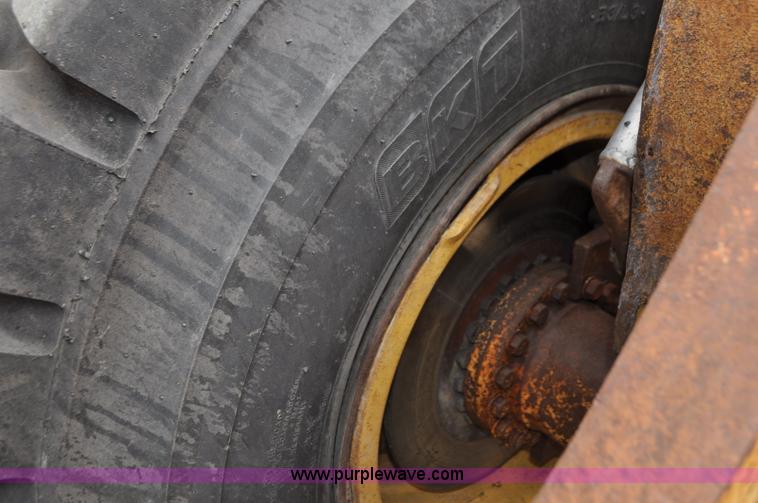 image for item G7411 1980 Caterpillar 950 wheel loader