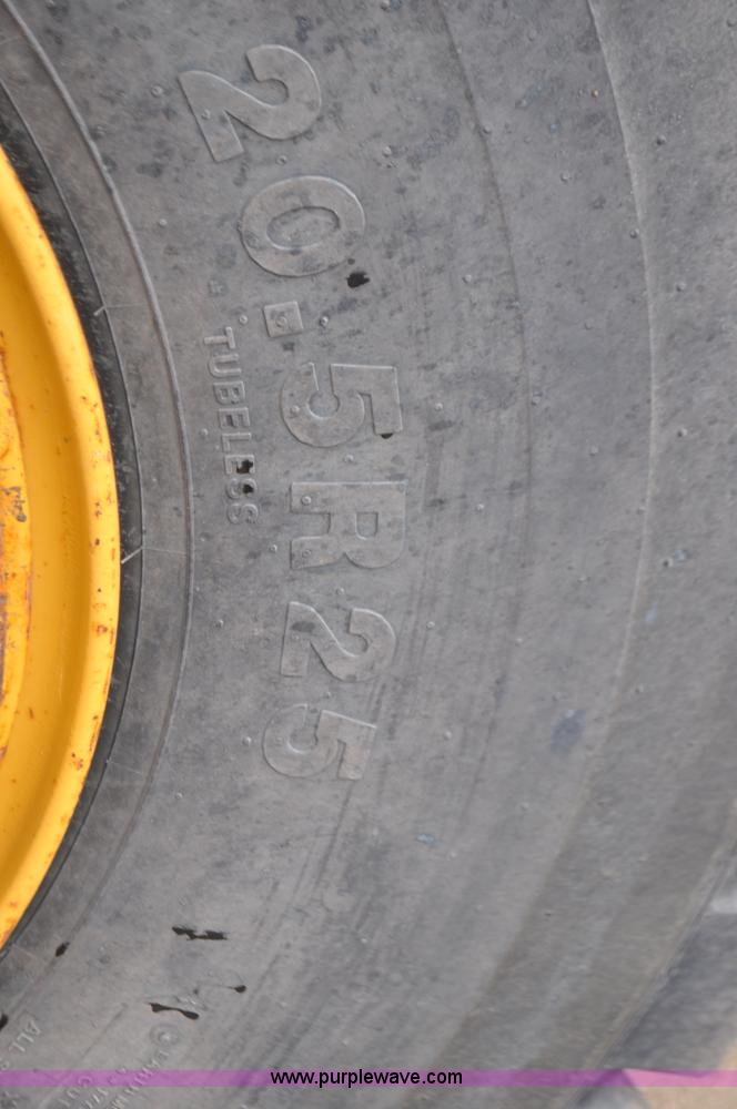 image for item G7411 1980 Caterpillar 950 wheel loader