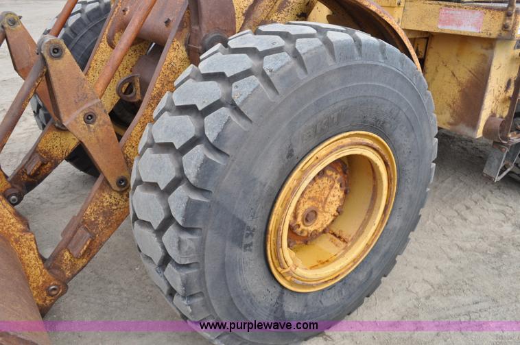 image for item G7411 1980 Caterpillar 950 wheel loader