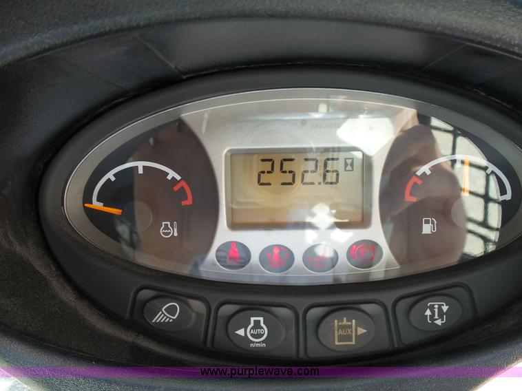 image for item J1661 2015 Bobcat S570 skid steer