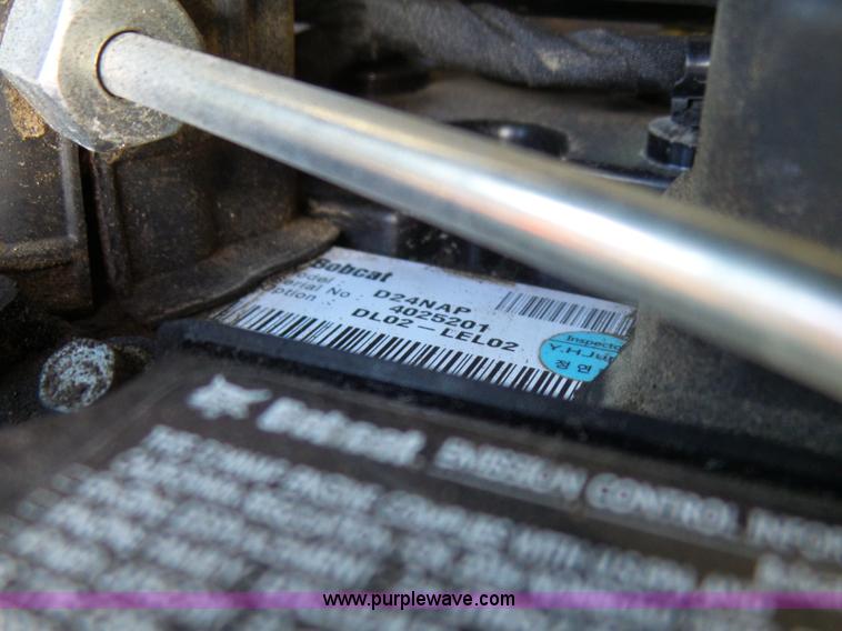 image for item J1661 2015 Bobcat S570 skid steer