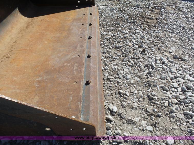 image for item J1661 2015 Bobcat S570 skid steer