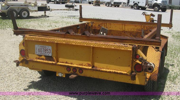 image for item J2779 1988 Butler pole trailer