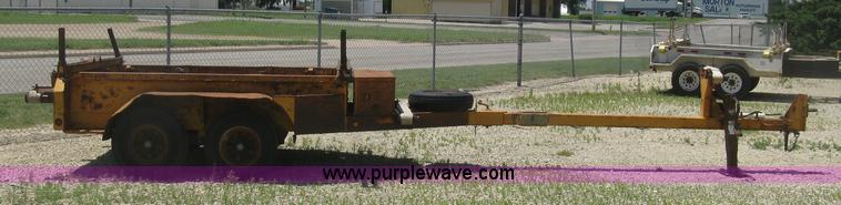 image for item J2779 1988 Butler pole trailer