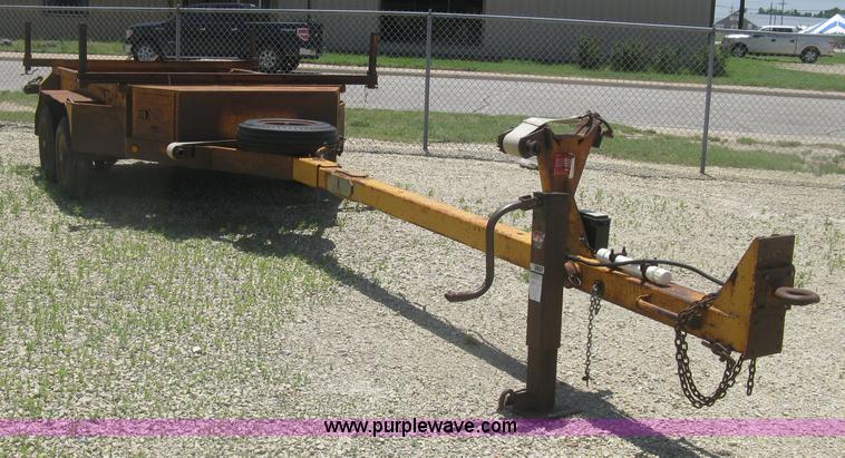 image for item J2779 1988 Butler pole trailer