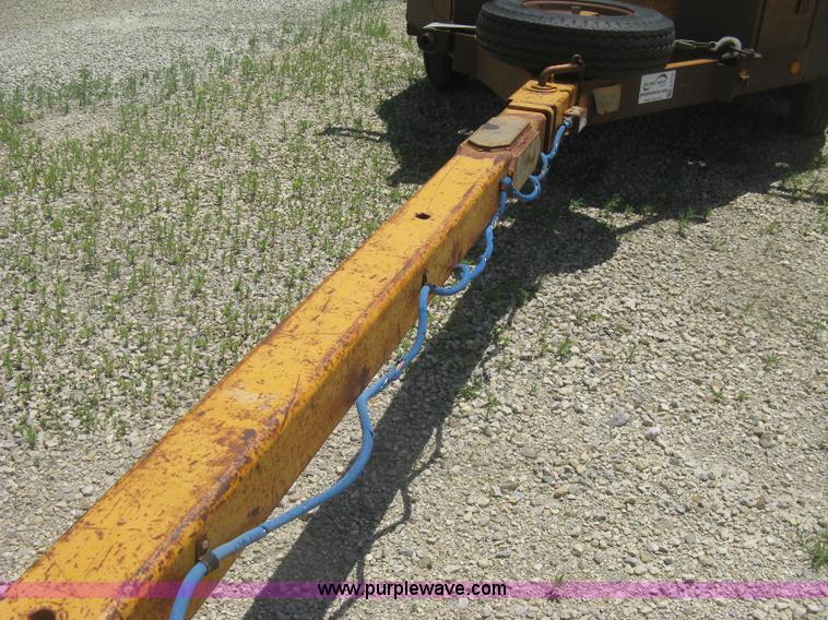 image for item J2779 1988 Butler pole trailer