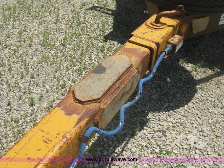 image for item J2779 1988 Butler pole trailer