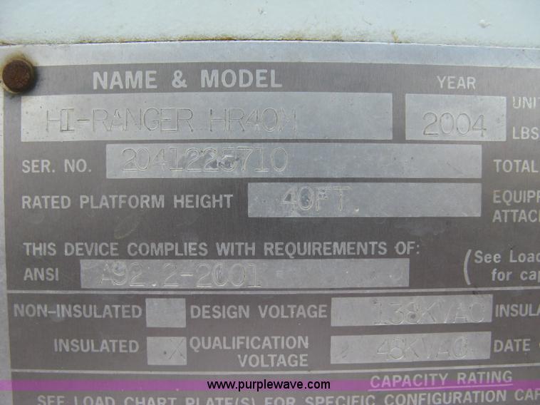 image for item J2780 2005 International 7300 bucket truck