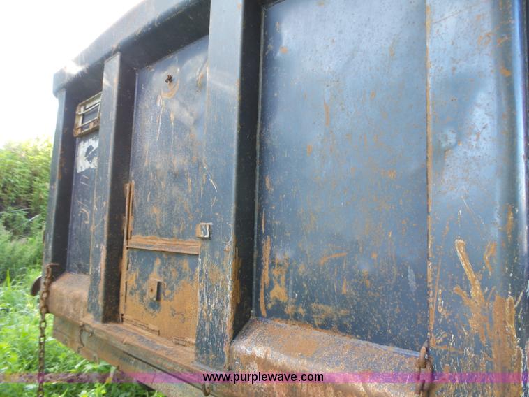 image for item K2179 Heil HPT31616Y17 dump bed