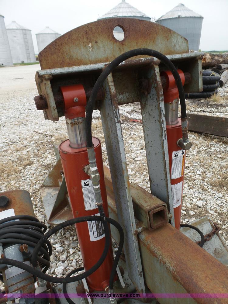 image for item K4009 Fifth wheel tow boom