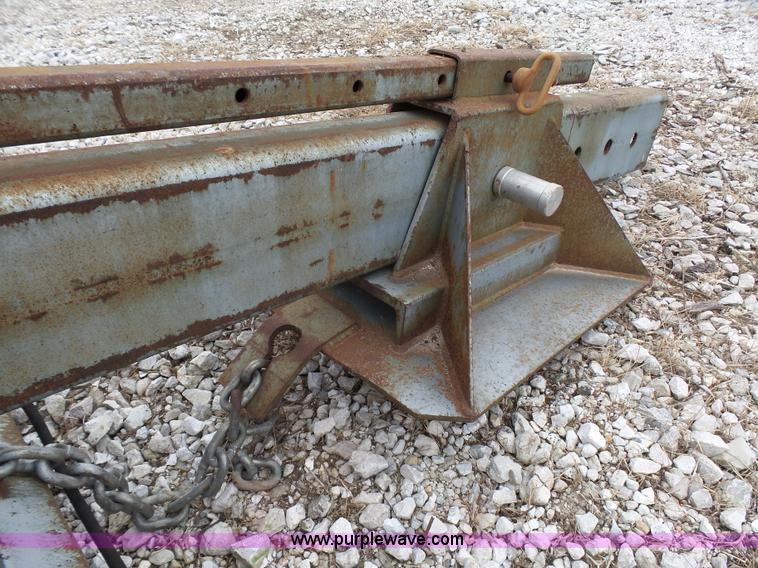 image for item K4009 Fifth wheel tow boom