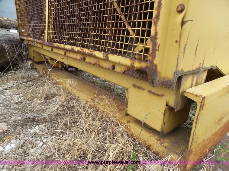 image for item K4010 Caterpillar folded core radiator