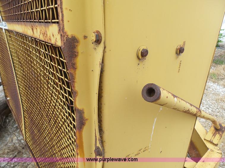 image for item K4010 Caterpillar folded core radiator