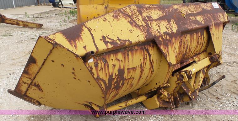 image for item K4013 Side dump bucket