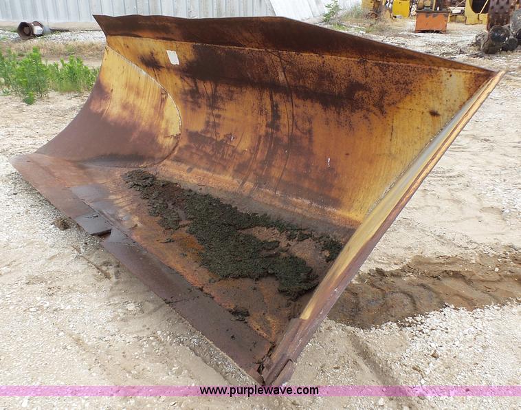image for item K4013 Side dump bucket