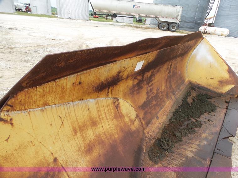 image for item K4013 Side dump bucket