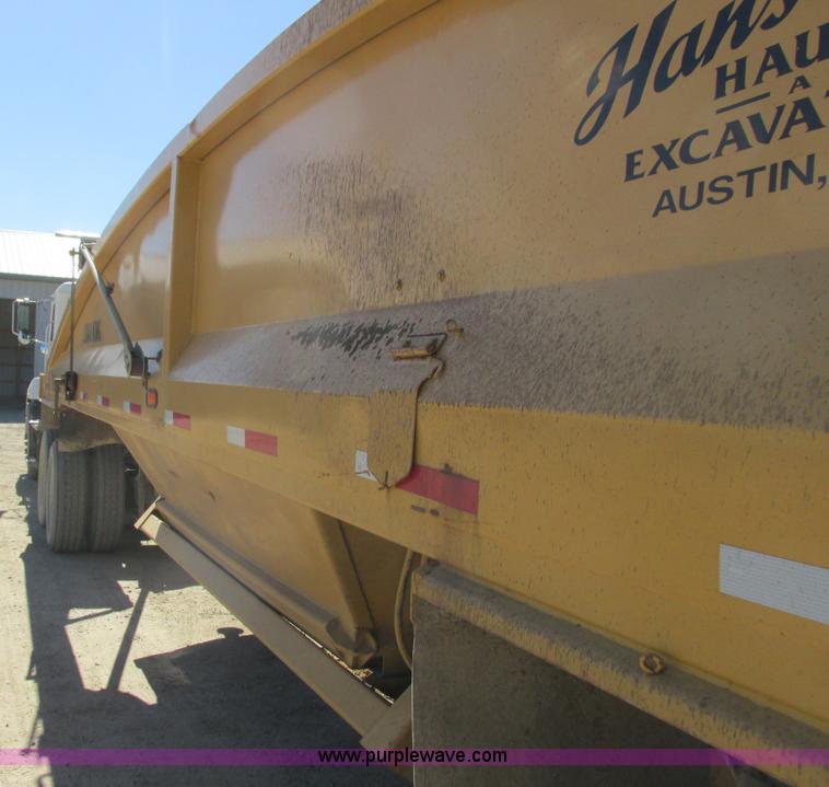 image for item K4031 2001 Load King bottom dump trailer