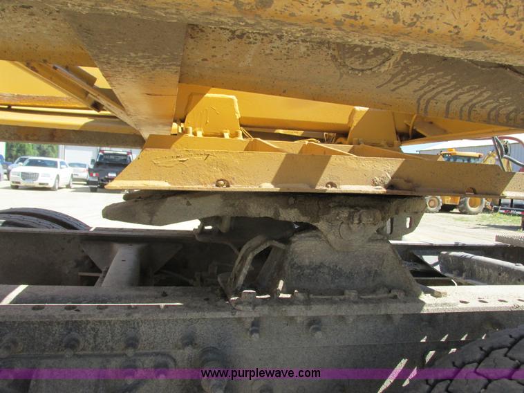 image for item K4032 1992 Load King bottom dump trailer